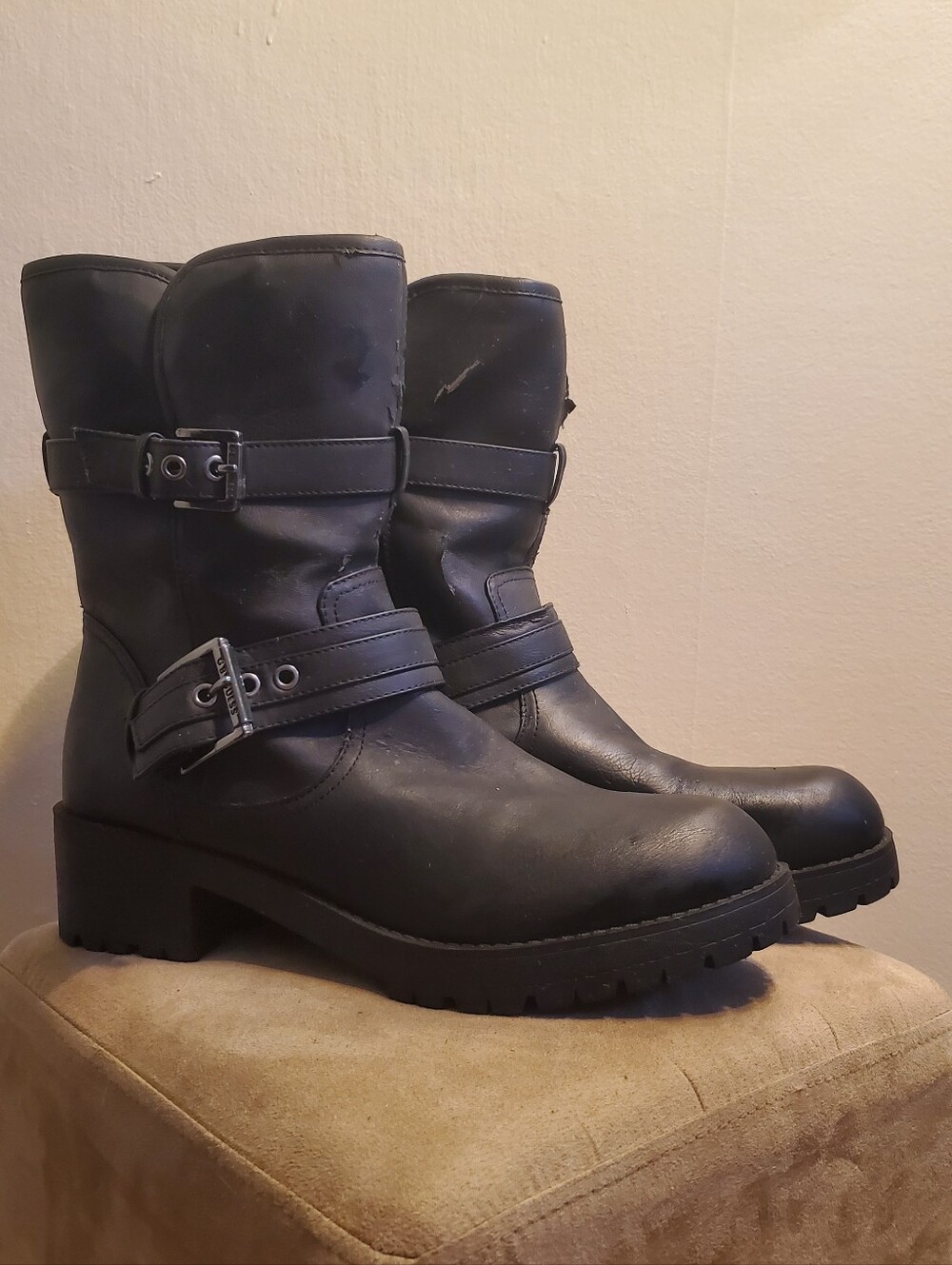 Guess Black Leather Block Heel Moto Boots with Faux Fur Interior Size 10